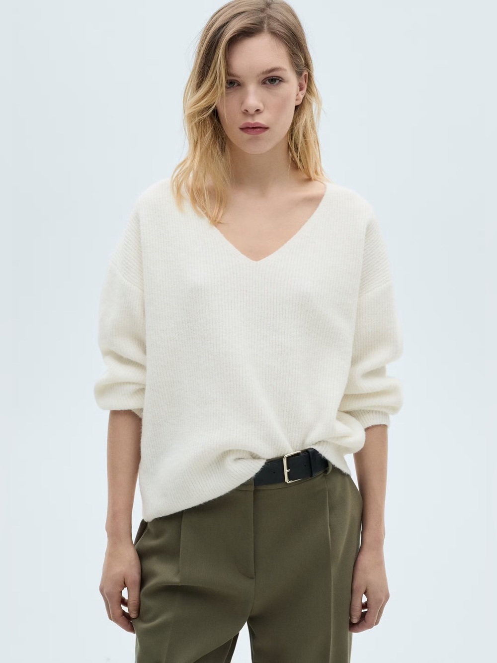 Mango Cream V-Neck knit sweater NWT
